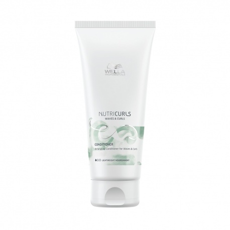 Wella Professionals Nutricurls Detangling Conditioner Kondicionierius garbanotiems ir banguotiems plaukams 200 ML