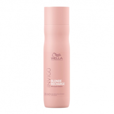 Wella Professionals INVIGO Cool Blonde Recharge Color Refreshing Shampoo Geltoną atspalvį neutralizuojantis šampūnas 250 ML